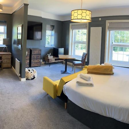 The Plough Inn Marsham Экстерьер фото