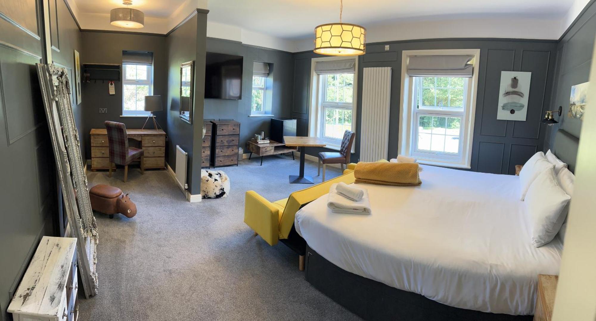 The Plough Inn Marsham Экстерьер фото